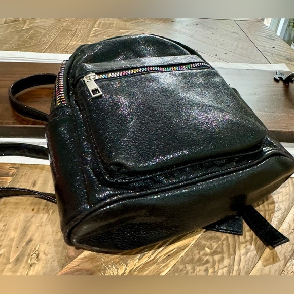 Mini backpack. - Picture 8 of 8